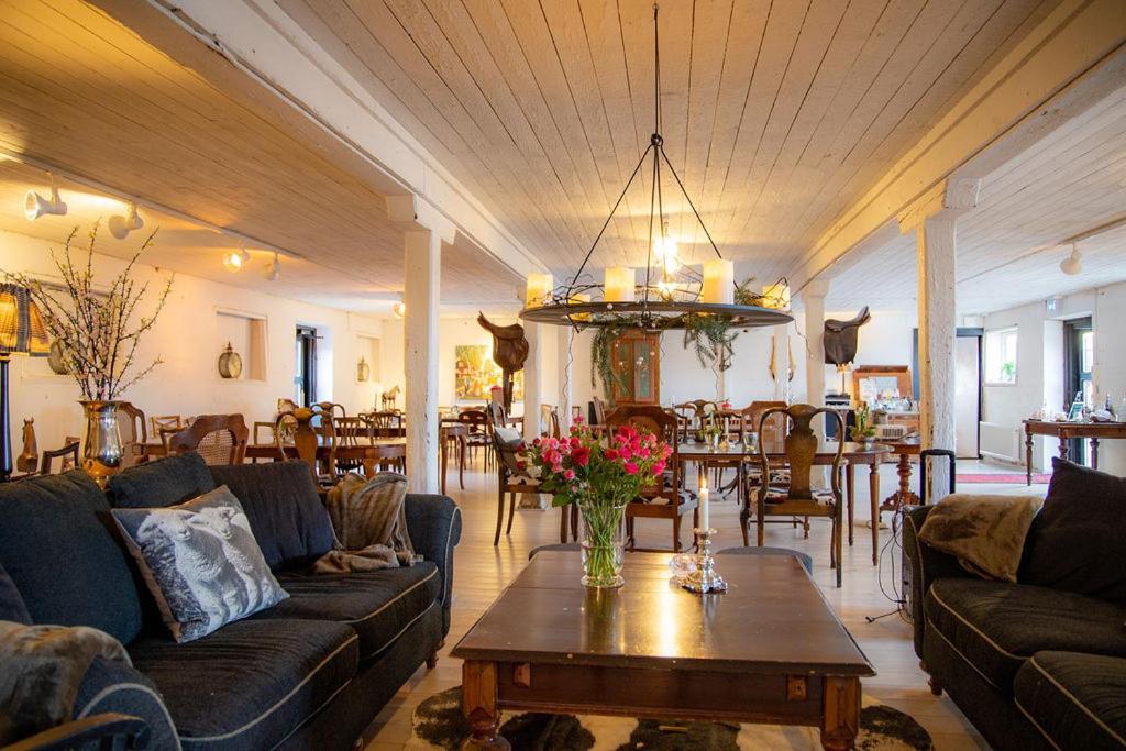 Hem Till Garden Boutique Hotel Västerås Kültér fotó