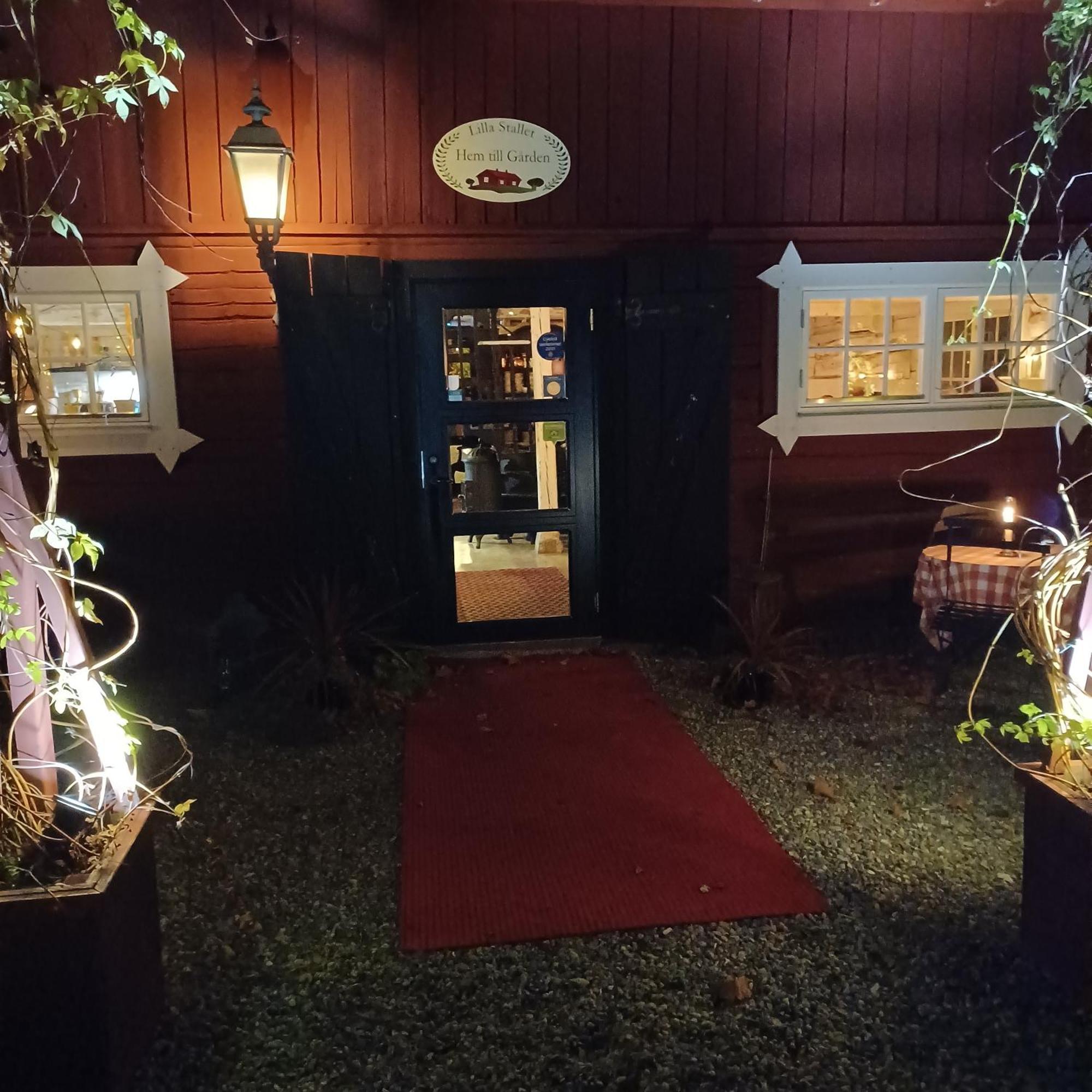 Hem Till Garden Boutique Hotel Västerås Kültér fotó