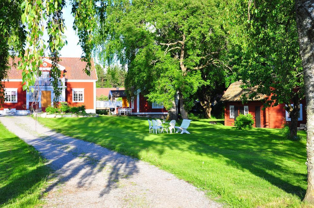 Hem Till Garden Boutique Hotel Västerås Kültér fotó