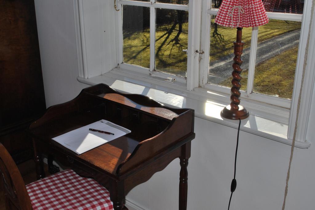 Hem Till Garden Boutique Hotel Västerås Kültér fotó
