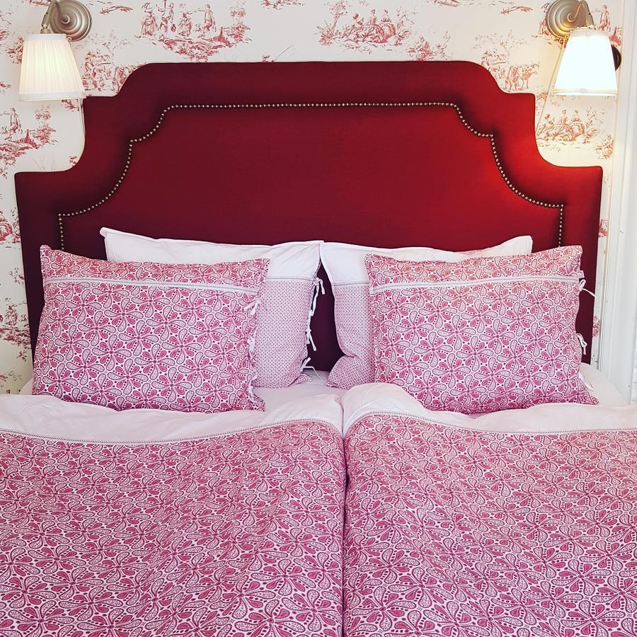 Hem Till Garden Boutique Hotel Västerås Kültér fotó